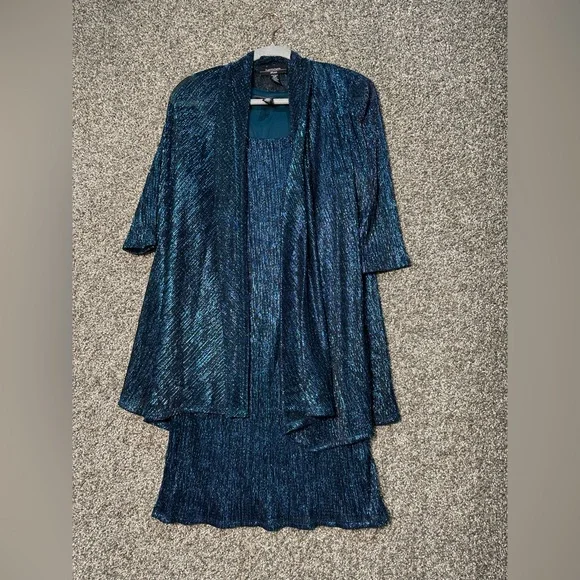 NWT R&M Richards Sleeveless Cascade Front Metallic Knit Dress & Jacket Size 10P - Picture 4 of 7